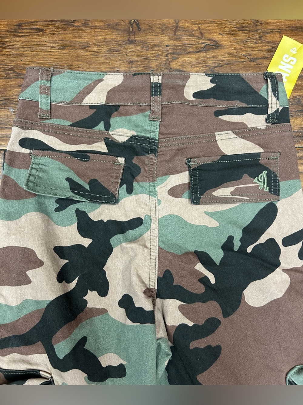 VIP Camouflage Cargo Pants in Green and Brown - Picture 9 of 9